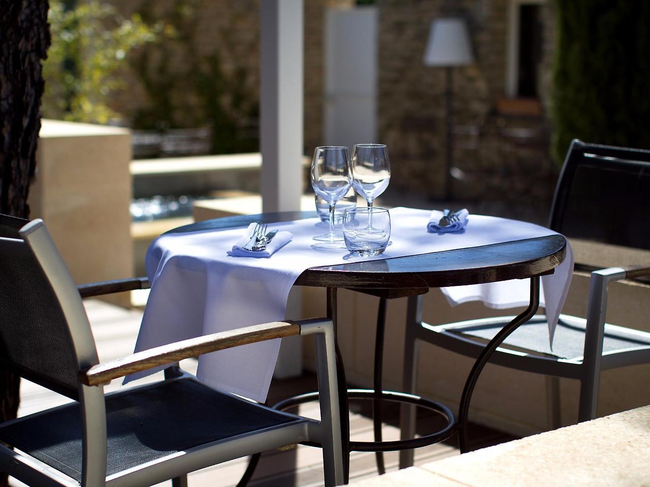 Hotel Carcarille Restaurant Le C Gordes Exteriör bild