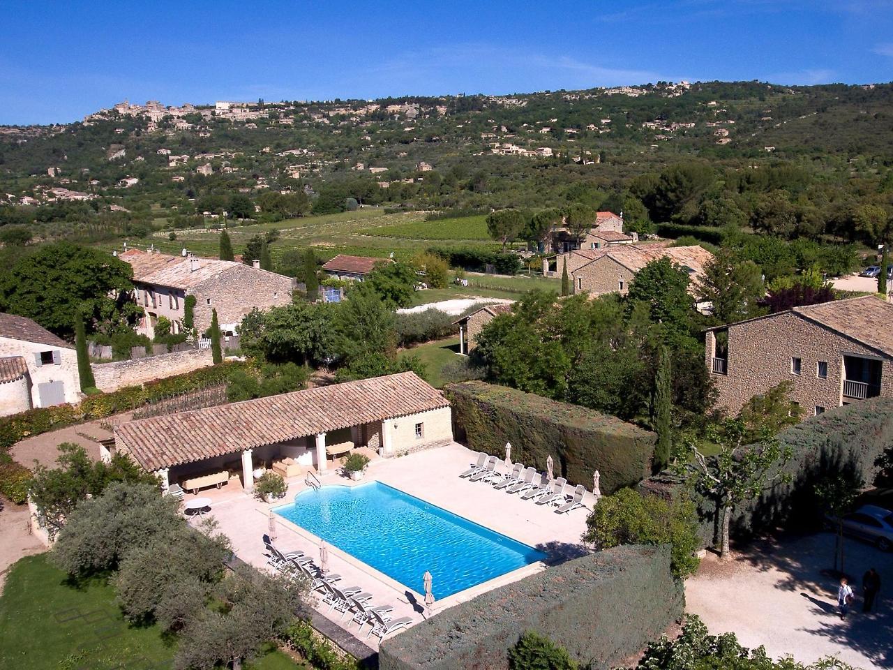 Hotel Carcarille Restaurant Le C Gordes Exteriör bild